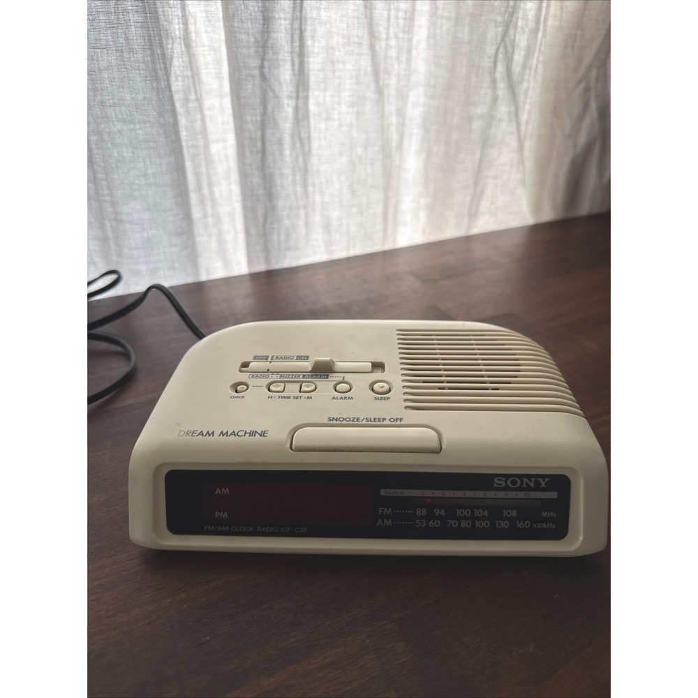 Vintage Sony Dream Machine Am/FM Digital Alarm Clock Radio ICF-C25 White Tested
